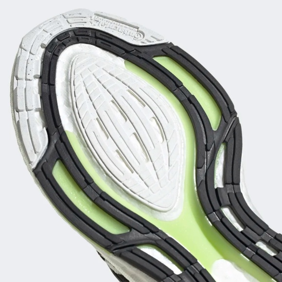 [NEW] Men's Adidas Ultraboost 22 Shoes GX6300 - Picture 8 of 8